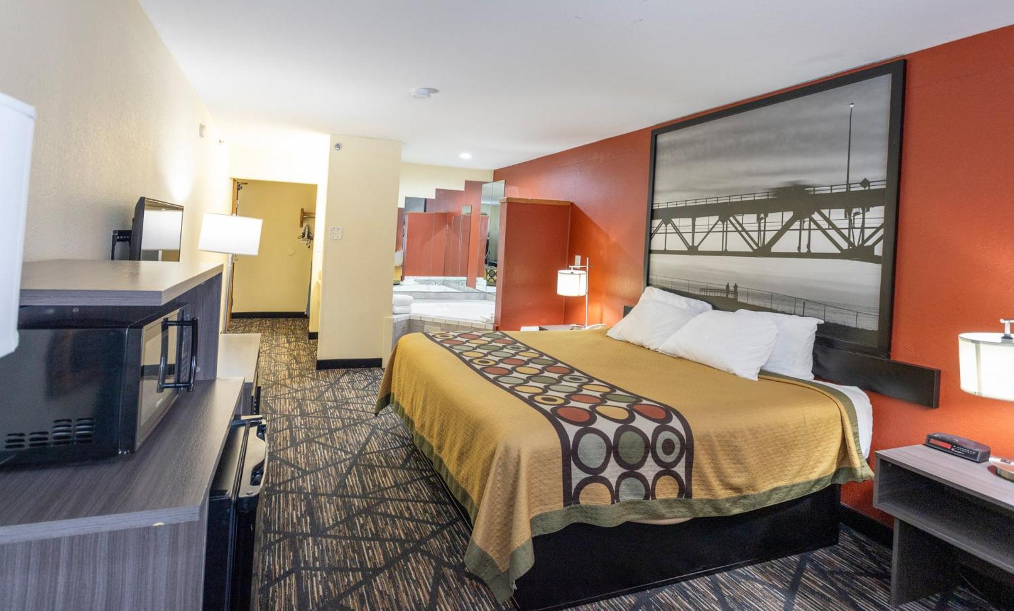 Super 8 By Wyndham Big Rapids Motel Ngoại thất bức ảnh