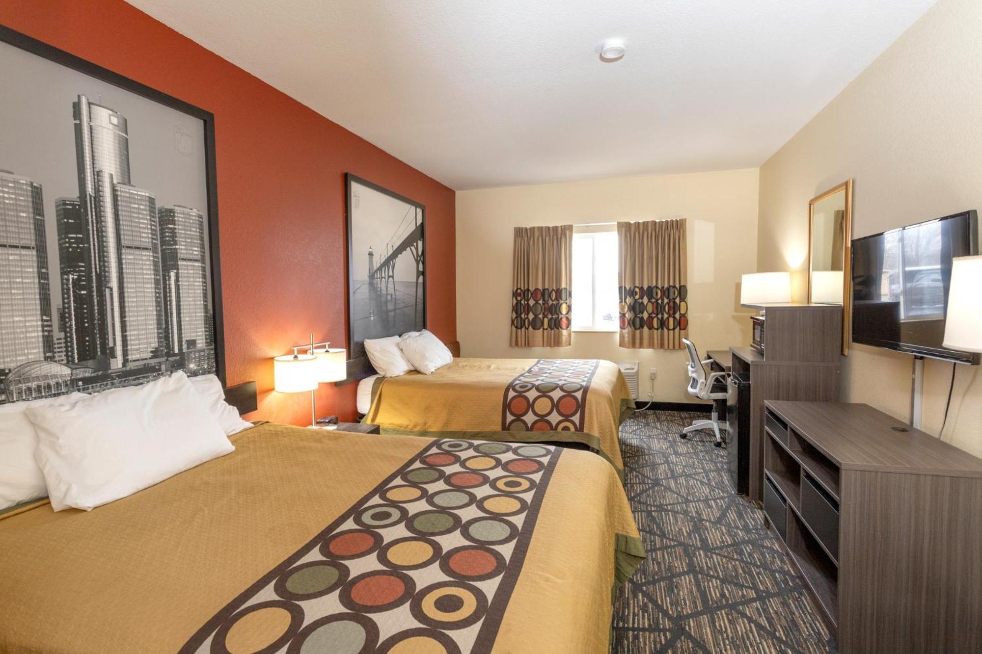 Super 8 By Wyndham Big Rapids Motel Ngoại thất bức ảnh