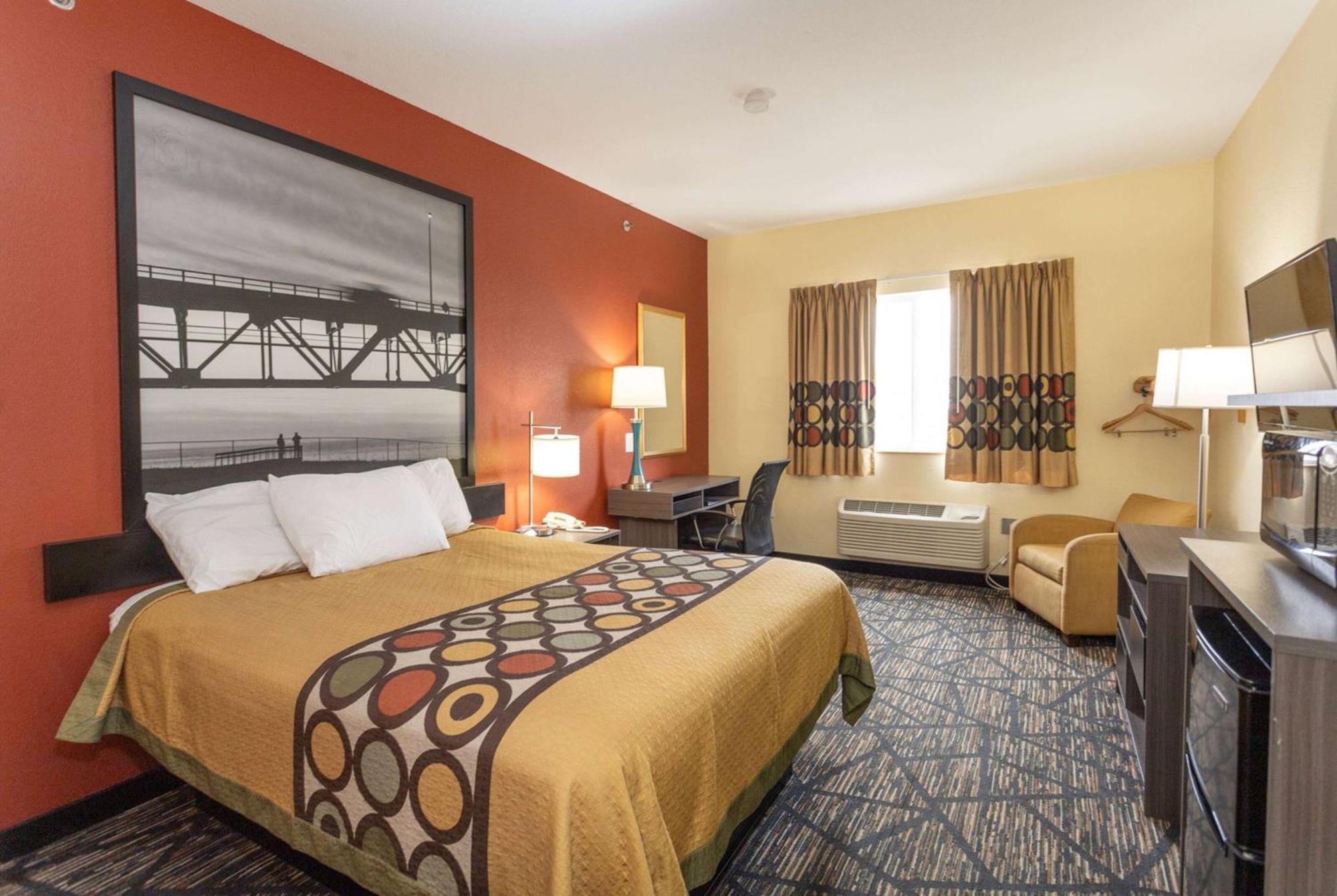 Super 8 By Wyndham Big Rapids Motel Ngoại thất bức ảnh